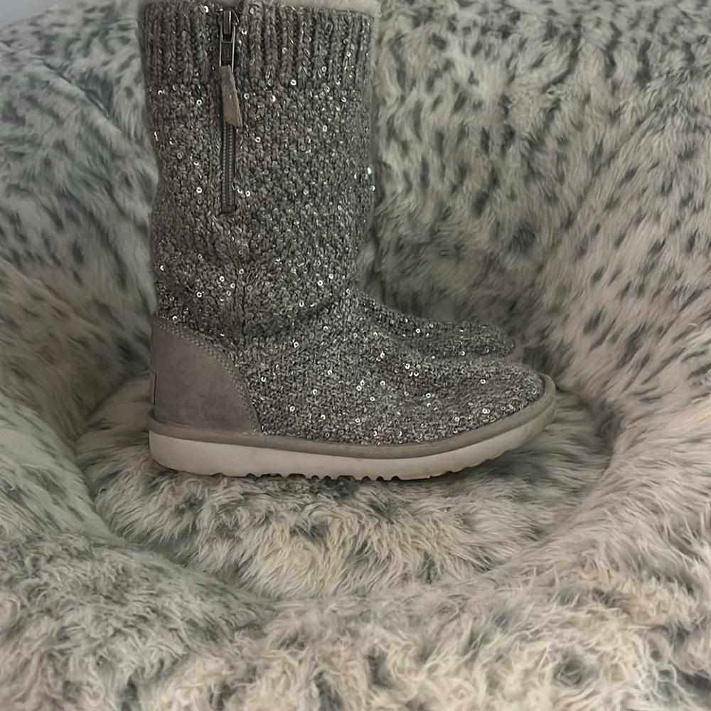 UGG Sparkling Gray Knit Boots - Picture 2 of 6